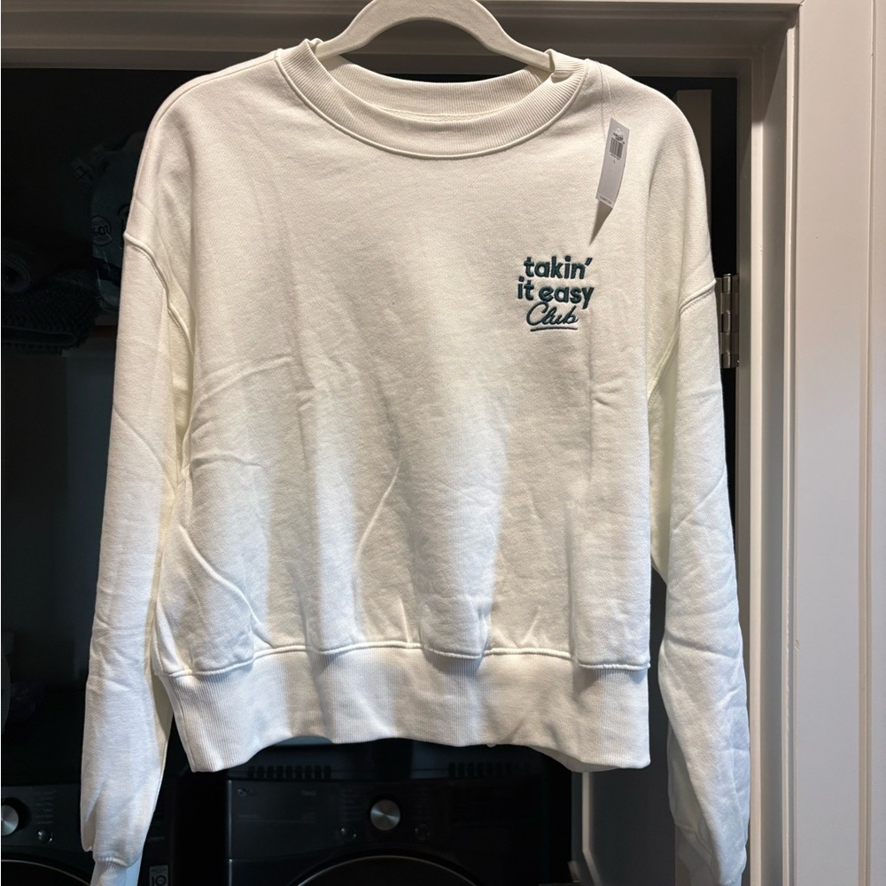 Old Navy White Crewneck with Green Embroidery